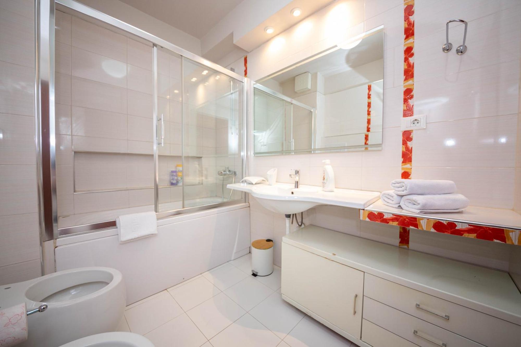 Blloku Unique Apartments 3 ติรานา ภายนอก รูปภาพ